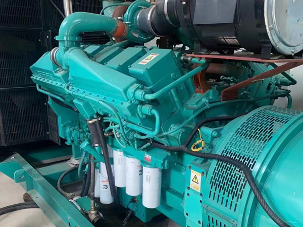 安岳更换100kW柴油发电机组机油时，需要注意哪些事项？